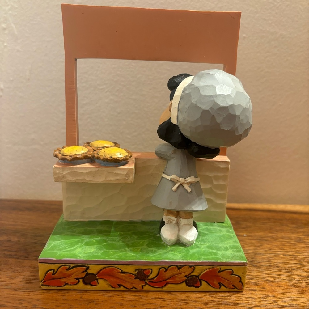 Jim Shore Peanuts Lucy Thanksgiving Figure - Picture 6 of 8
